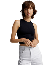 Sleeveless Cropped Tank Top